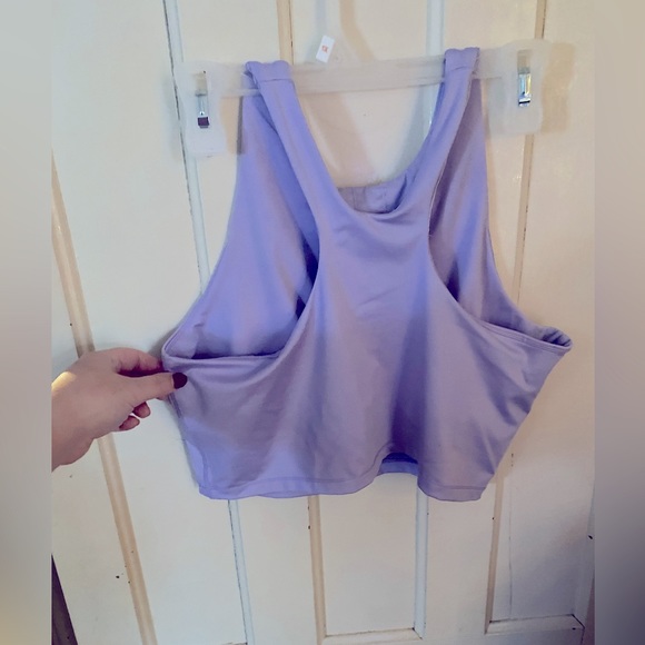 XL - sport bra/crop top - Picture 2 of 3